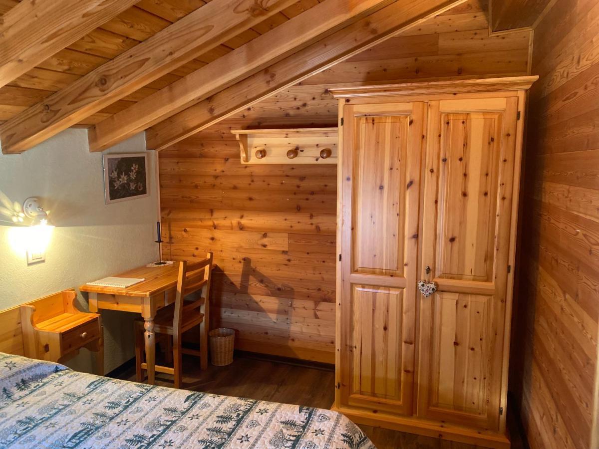 Le Chemin De La Luge Hotel Hone Buitenkant foto